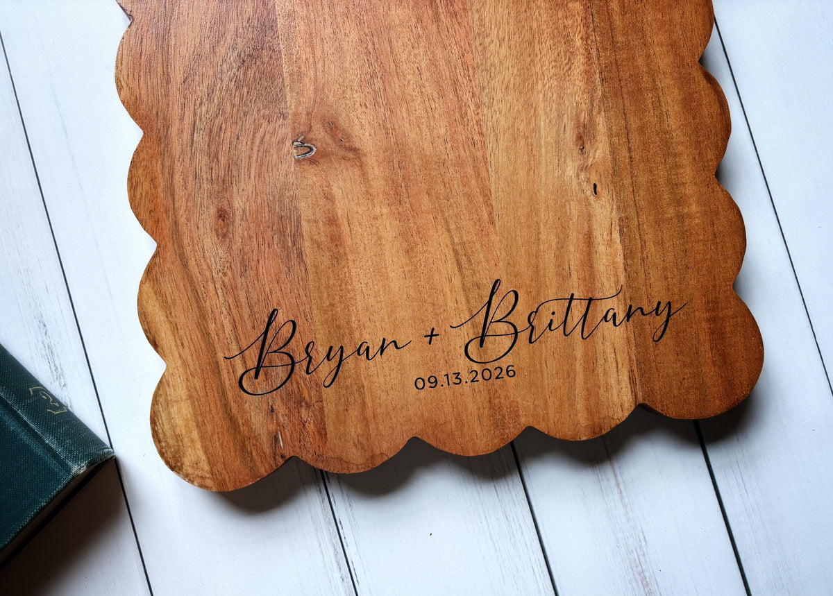18" Scalloped Cutting Board